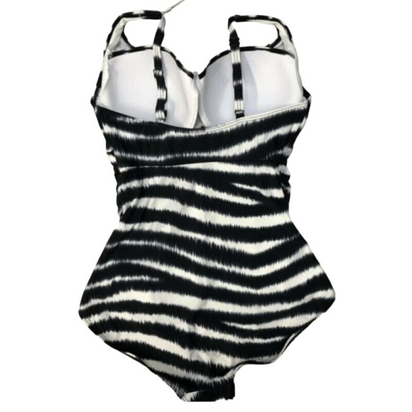 Contours Coco Reef Striped Black & White One Piece Swimsuit Twist 8 32D New - Picture 4 of 5